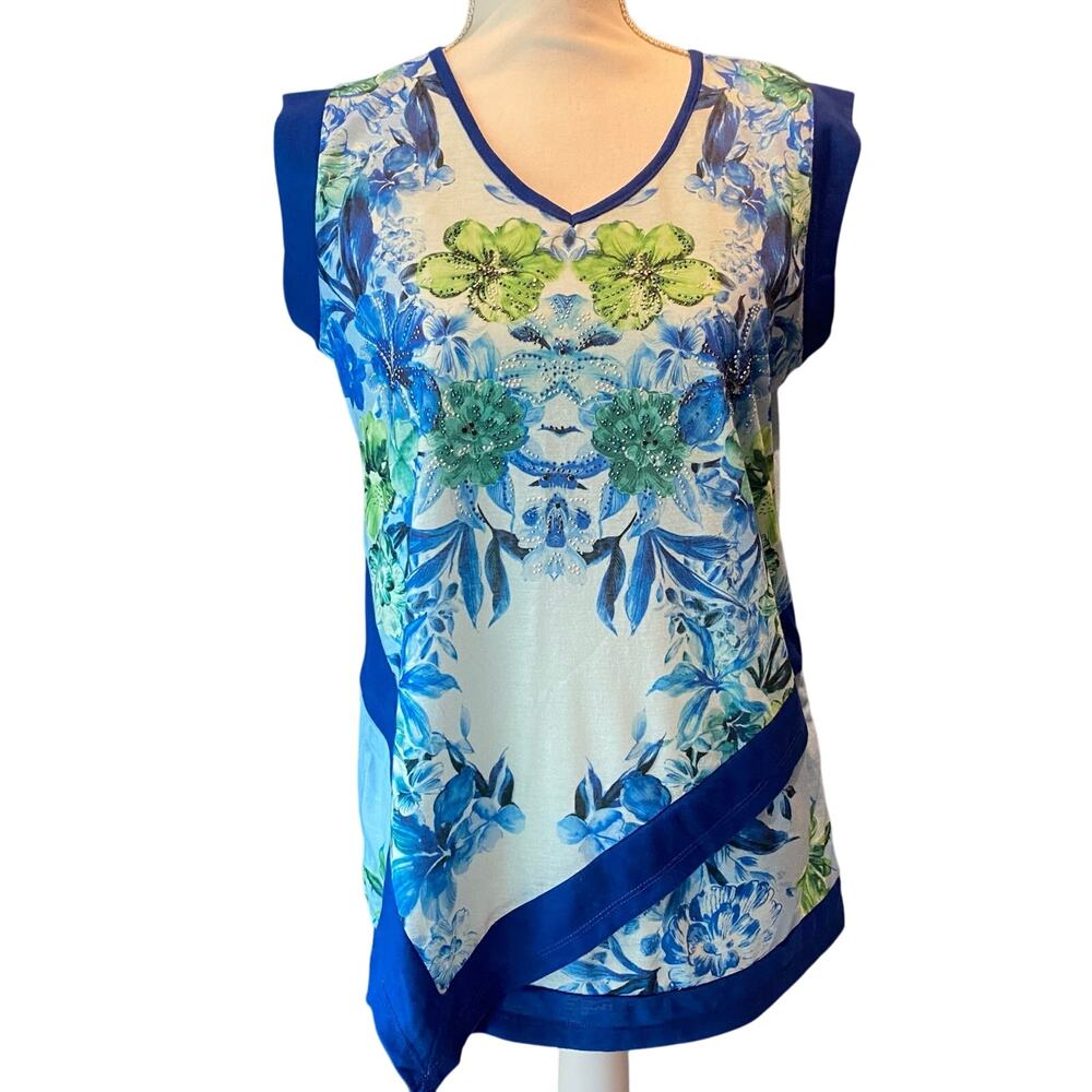 NWT BLEU Small Cottage Floral Knit Sleeveless shirt Blue White Green Office Work